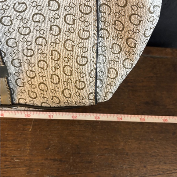 Guess Gray Tote Bag/Purse - Picture 9 of 9